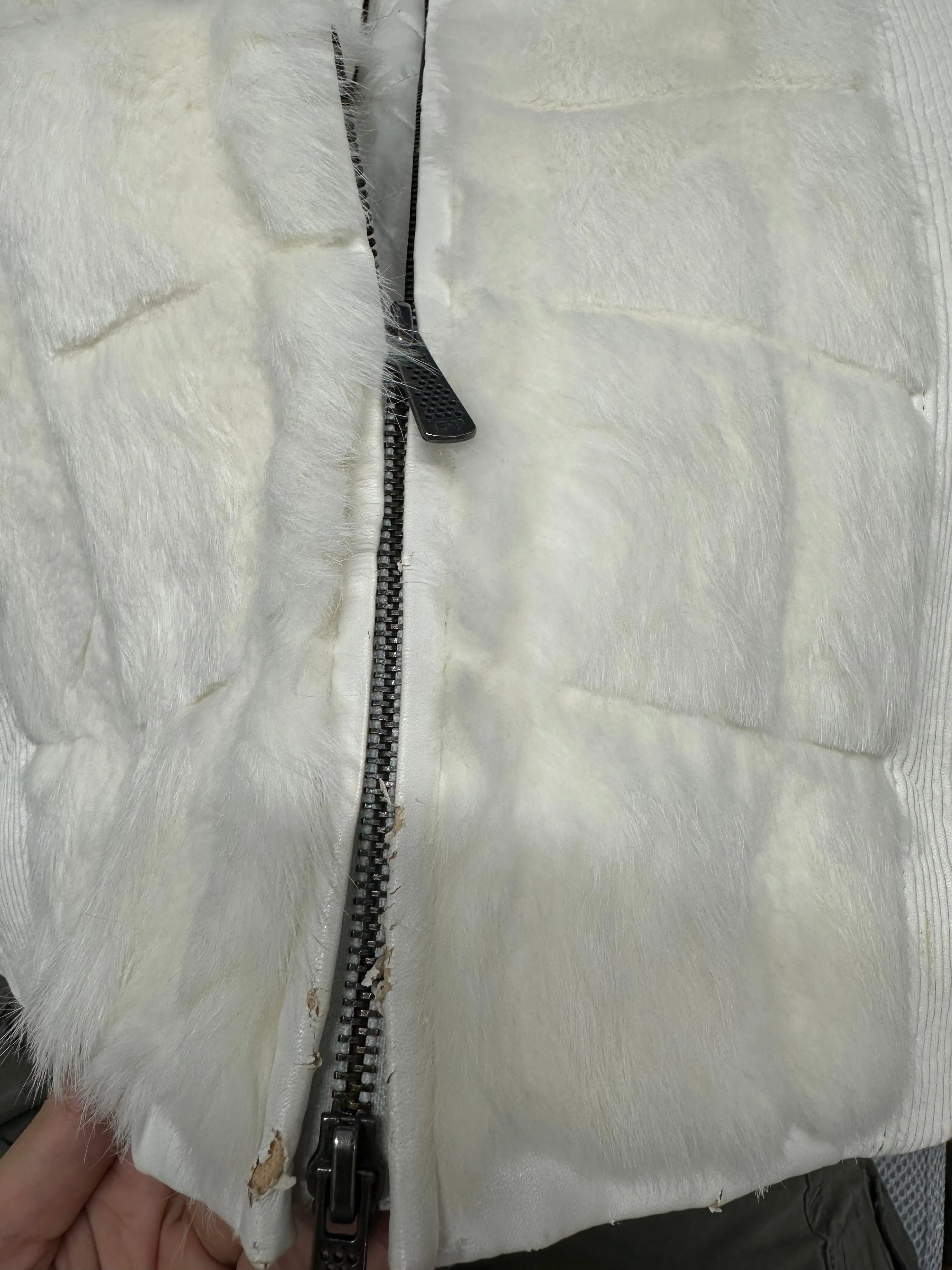 2000's white faux fur puffer coat