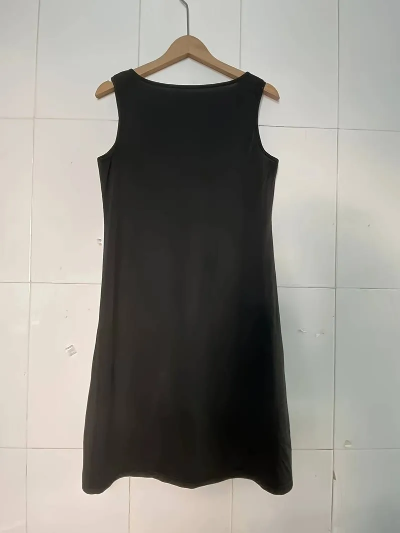 Asha - Notched Neck Midi Dress