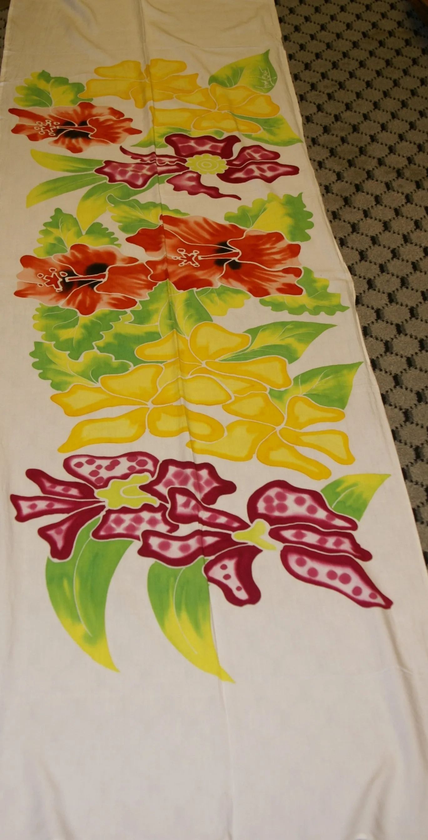 HIGH QUALITY HAND PAINTED TEXTILE FABRIC HALF SARONG OR BEACH SKIRT, SCARF, TABLE RUNNER SIGNED BY THE ARTIST: DETAILED MOTIFS OF BLOOMING HIBISCUS, VANDA ORCHIDS, TROPICAL PLANTS, RICH COLORS 74" x 23" (no SC15)
