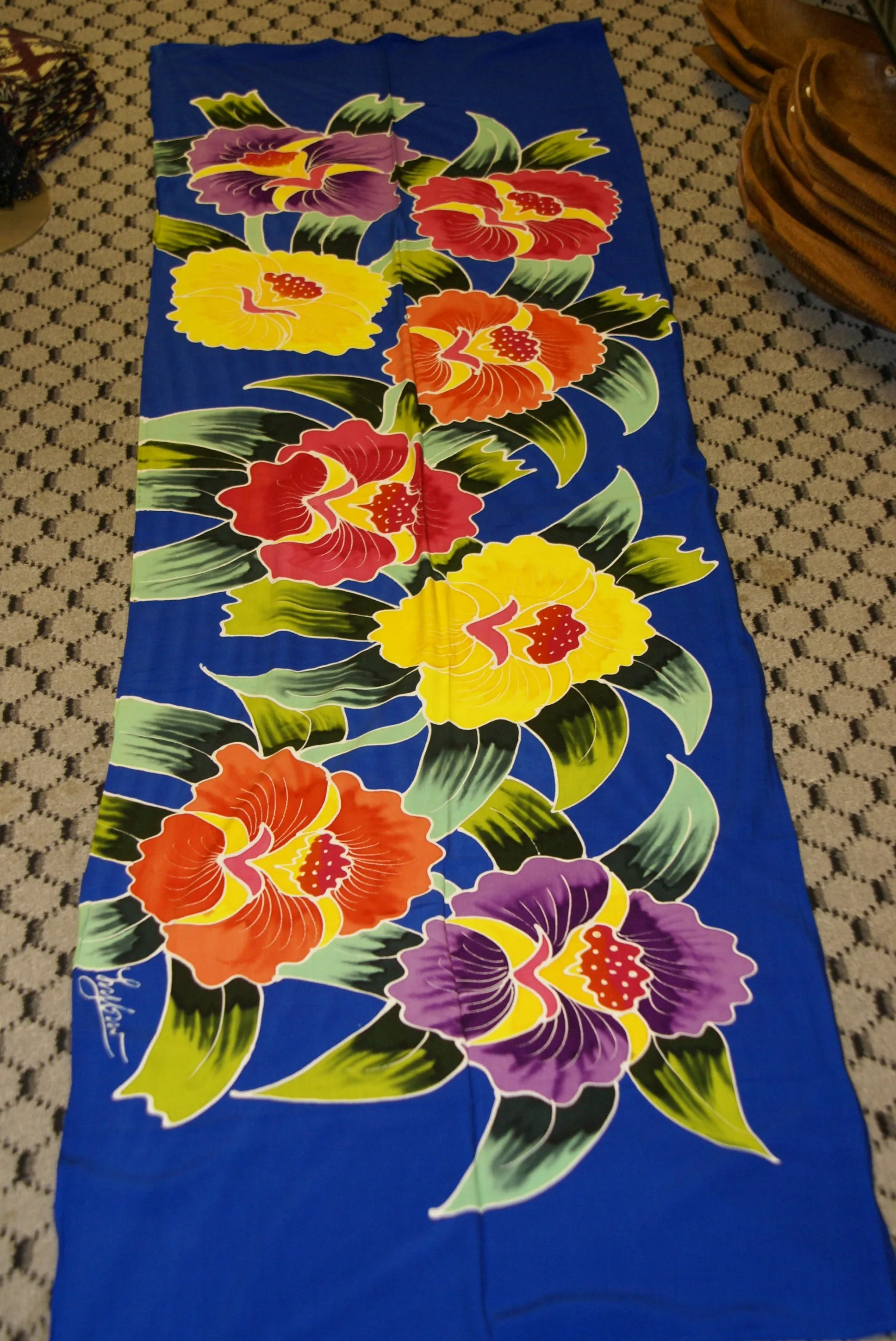 HIGH QUALITY HAND PAINTED TEXTILE FABRIC HALF SARONG OR BEACH SKIRT, SUMMER TABLE RUNNER SIGNED BY THE ARTIST: DETAILED MOTIFS OF BLOOMING DOUBLE HIBISCUS, RICH COLORS 74" x 23" (no SC11)