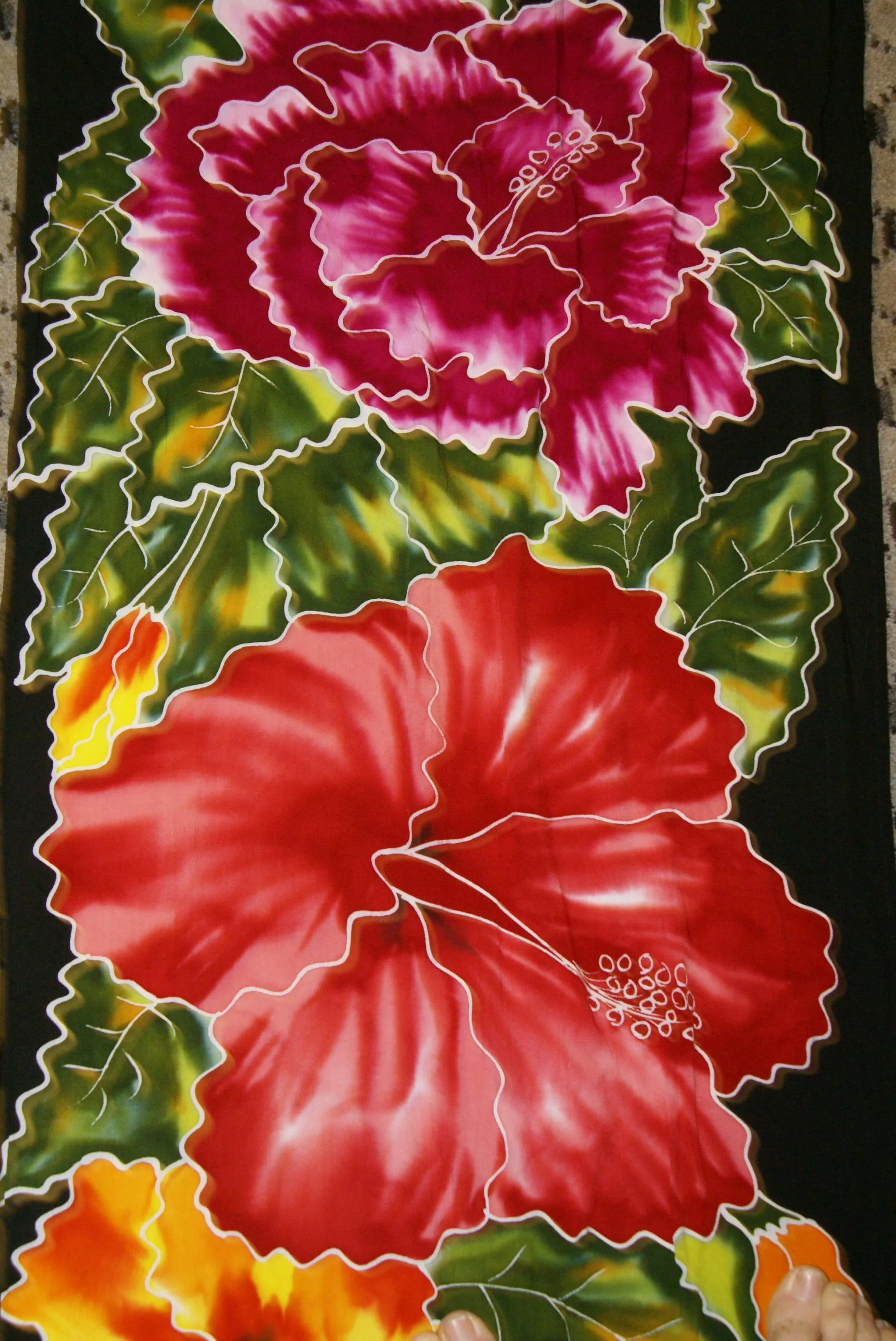 HIGH QUALITY HAND PAINTED TEXTILE FABRIC HALF SARONG OR BEACH SKIRT, SUMMER TABLE RUNNER, SIGNED BY THE ARTIST: DETAILED MOTIFS OF BLOOMING HIBISCUS ON BLACK BACKGROUND, RICH COLORS 74" x 23" (no SC16)