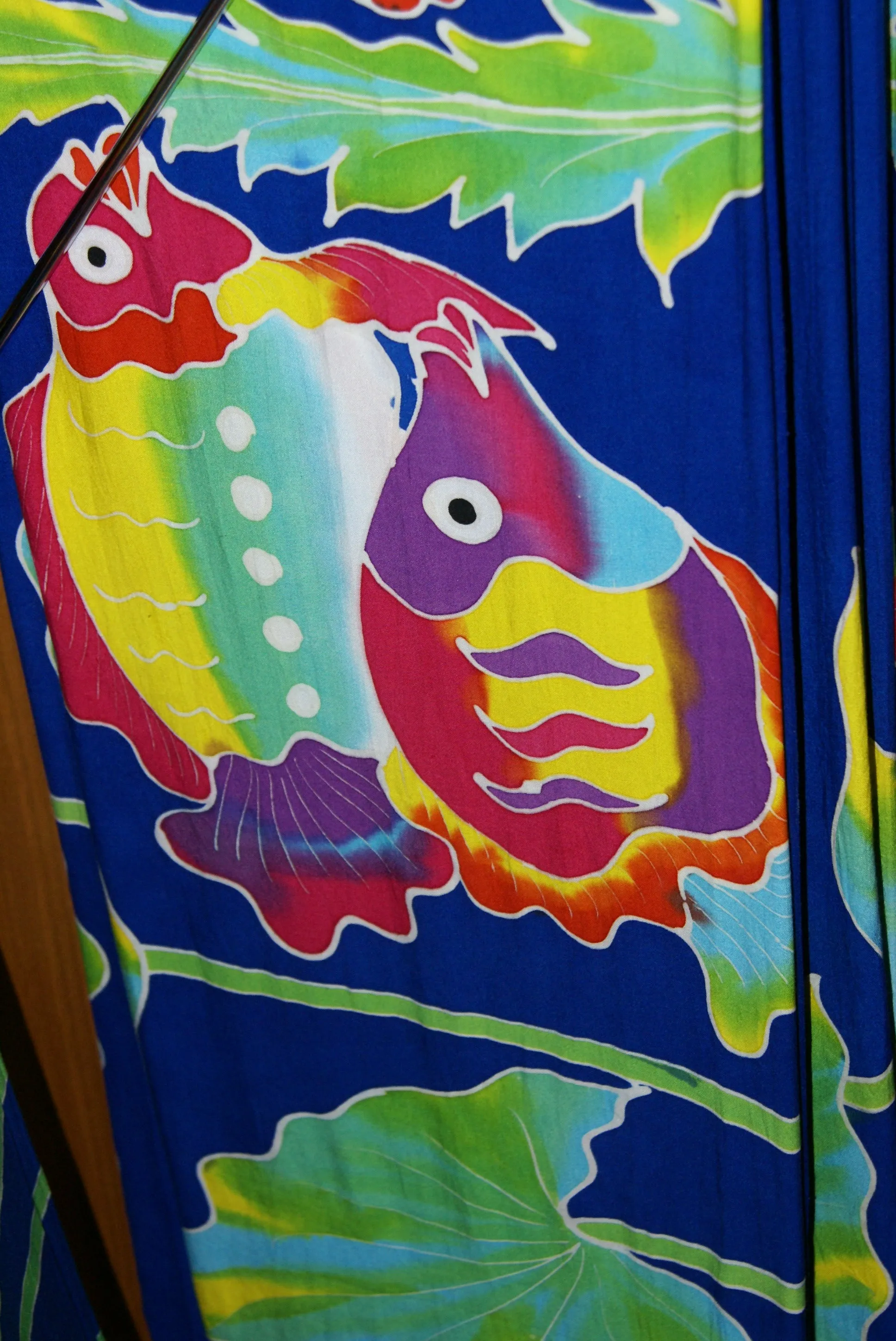 HIGH QUALITY HAND PAINTED TEXTILE FABRIC SARONG SIGNED BY THE ARTIST: DETAILED MOTIFS OF AQUATIC PLANTS & FISH 70" x 48" (no 27)
