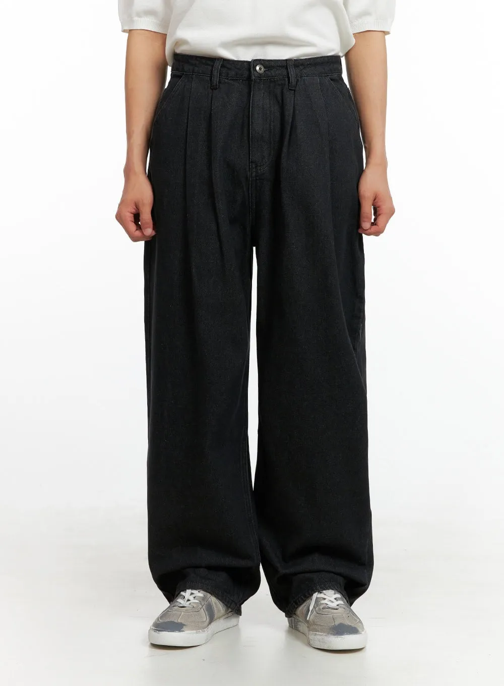 Men's Solid Low Rise Jeans (Black) IU412