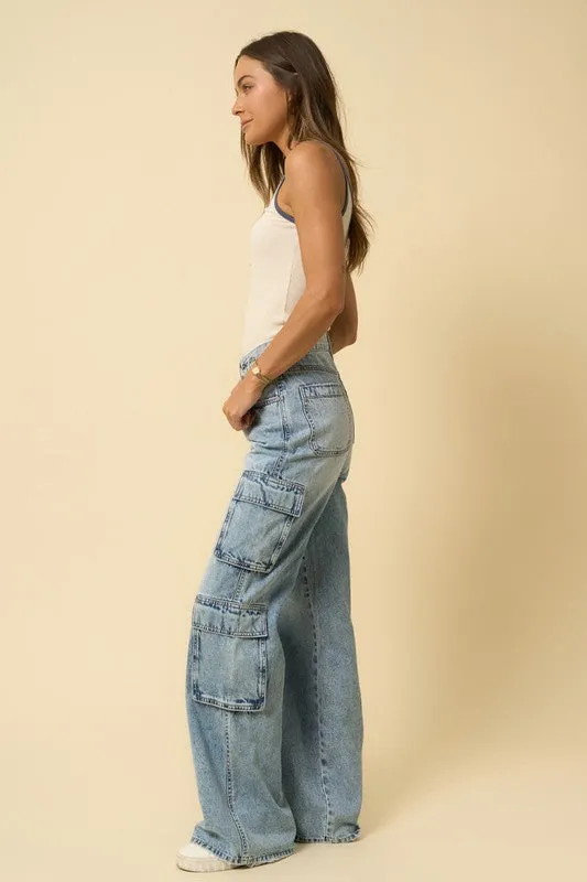 TEEK - CROSSOVER RELAXED LIGHT DENIM CARGO JEANS
