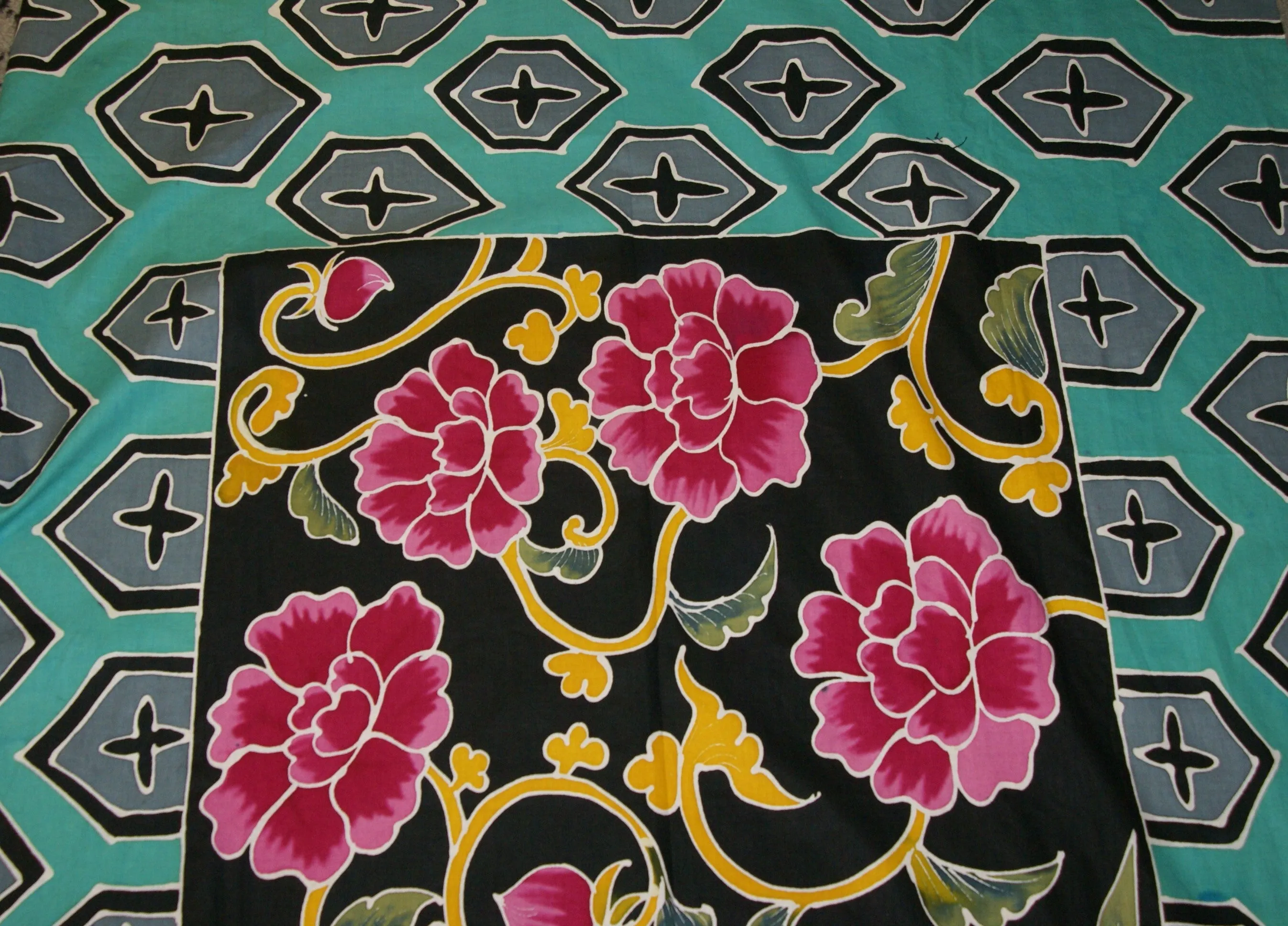 UNIQUE HIGH QUALITY COTTON HAND PAINTED BATIK TEXTILE FABRIC SARONG, VIBRANT COLORS & VERY DETAILED MOTIFS OF DOUBLE HIBISCUS FLOWERS, 74 1/2” x 40” (no 0)